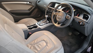 2012 A5 quattro S-Line coupe easy finance9.jpg